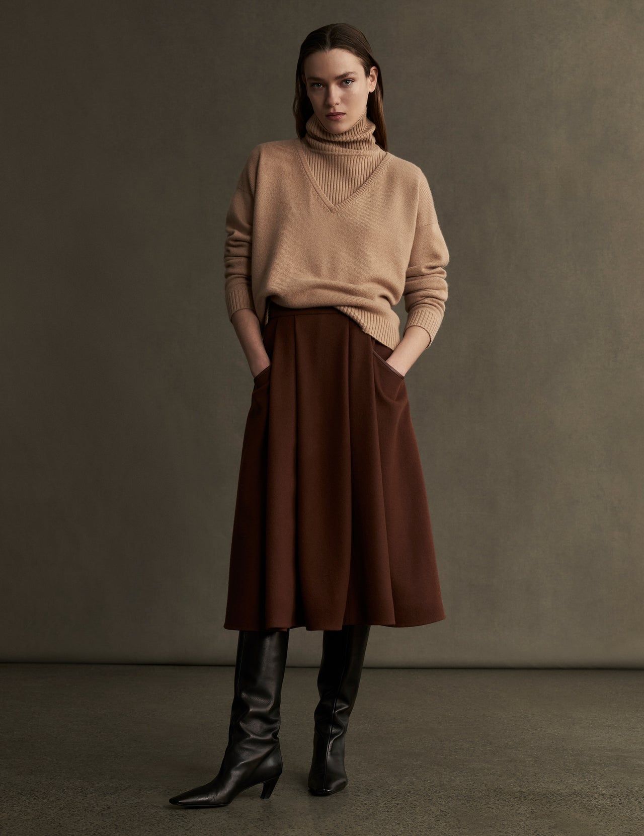  Brown Wool Pleated Midi Skirt 