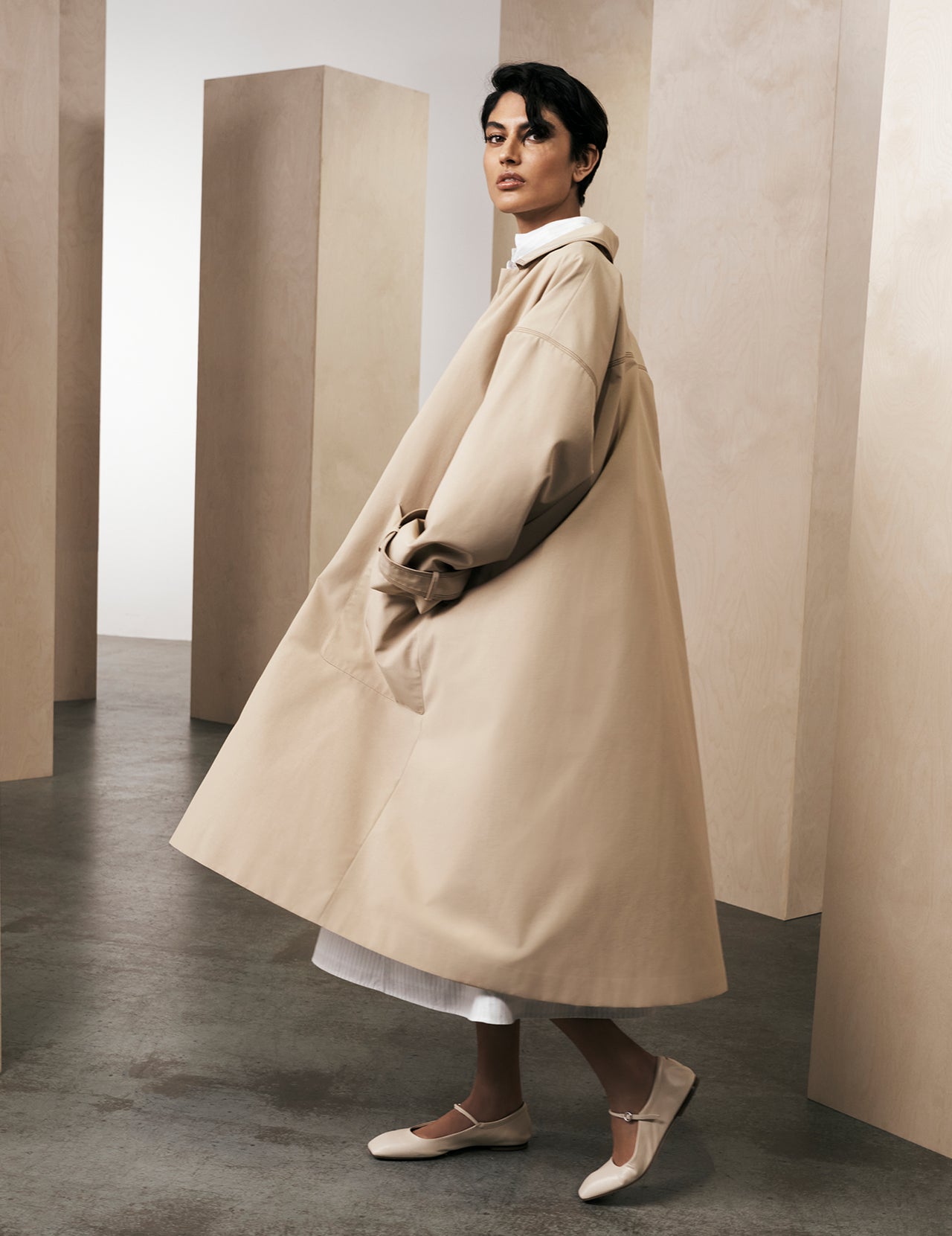  Sand Organic Cotton and Recycled Polyester Duster Coat | Varana 