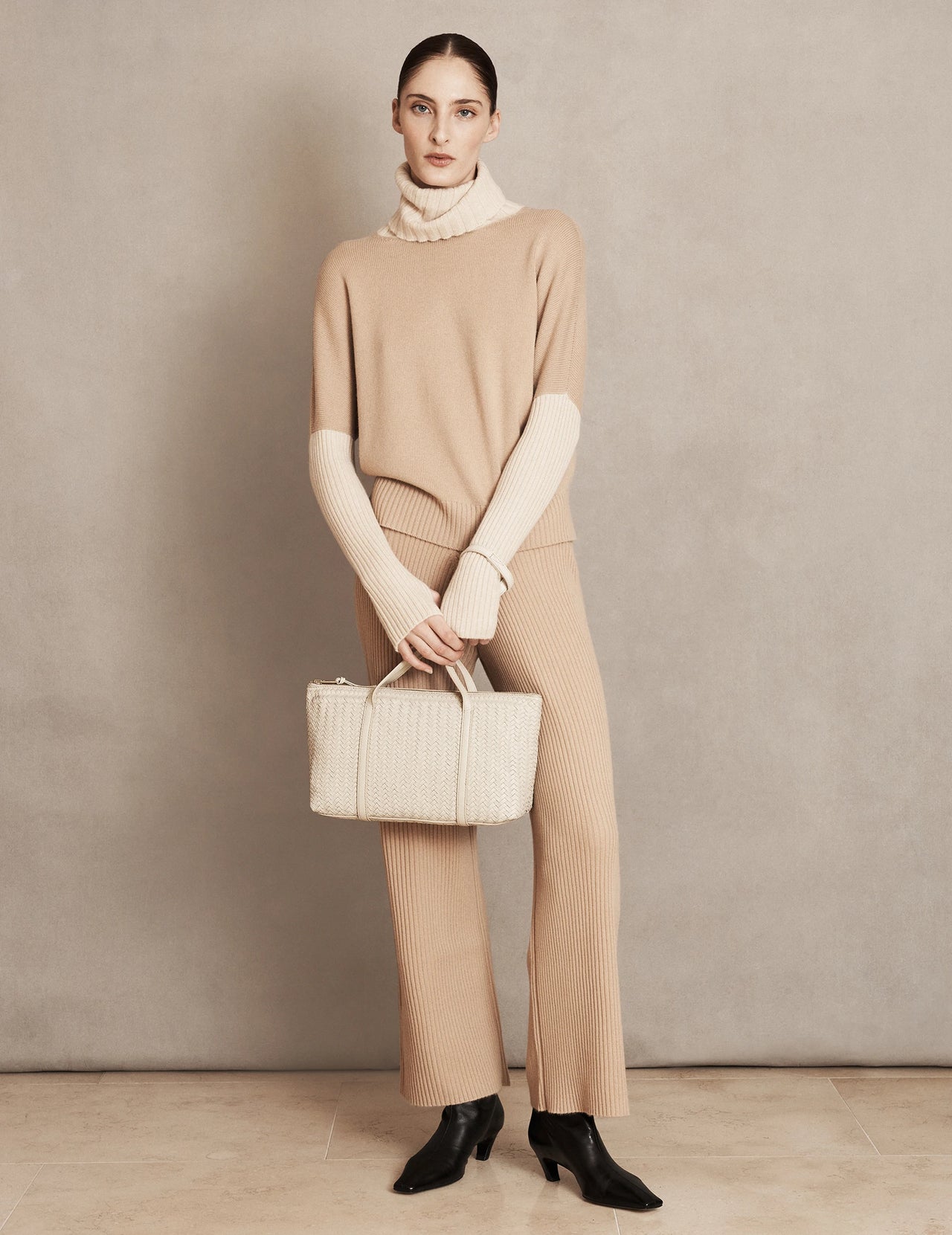  Honey Contrast Roll Neck Cashmere Sweater 