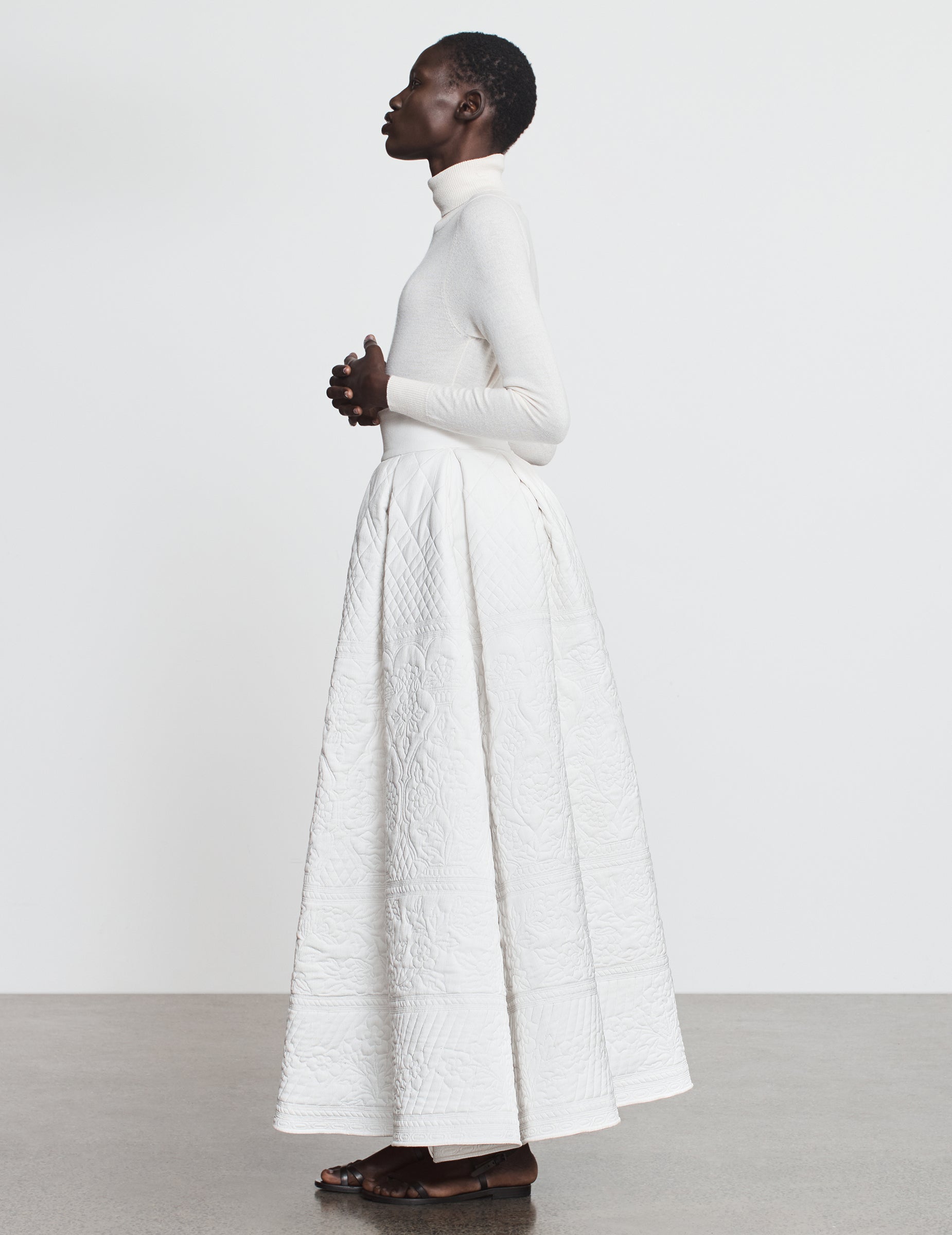 White maxi sale skirt quilt