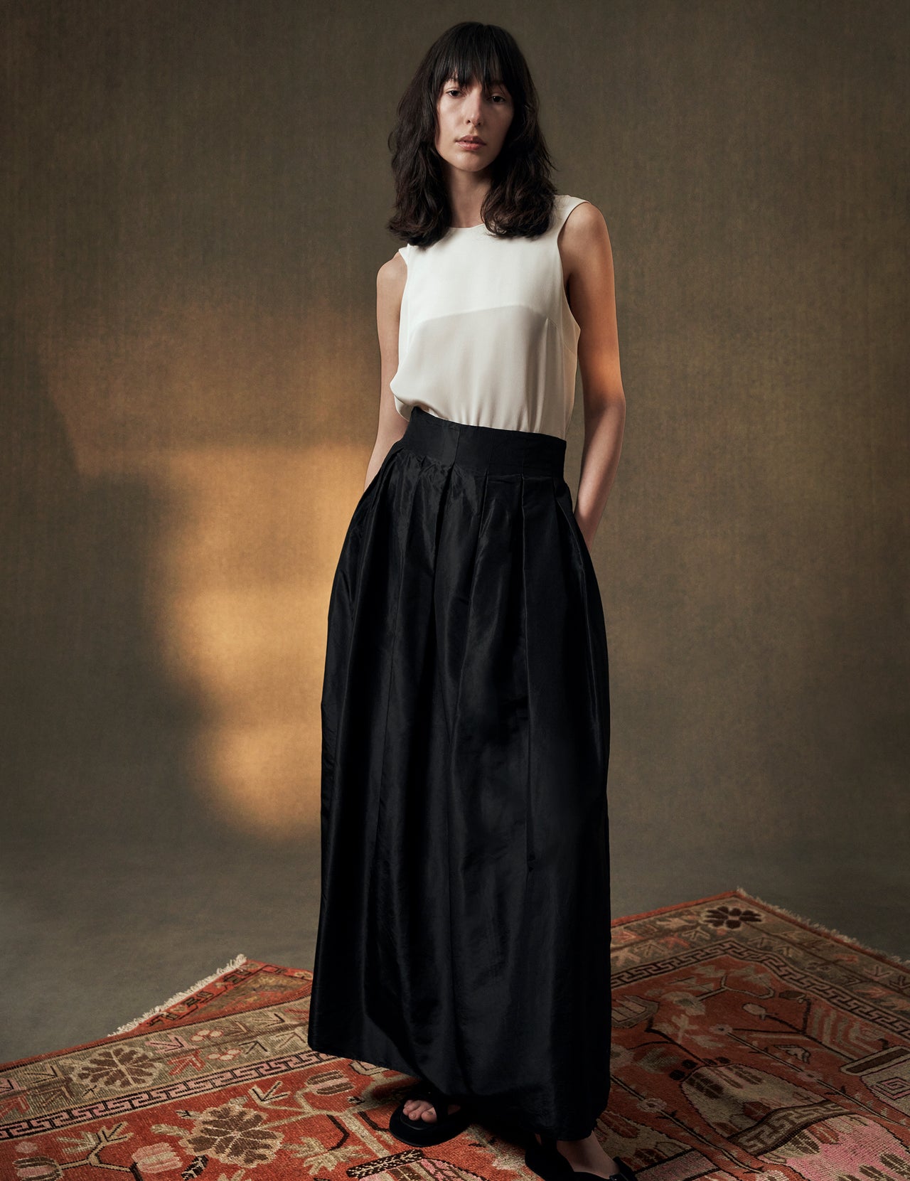  Black Silk Taffeta Pleated Maxi Skirt | Varana 